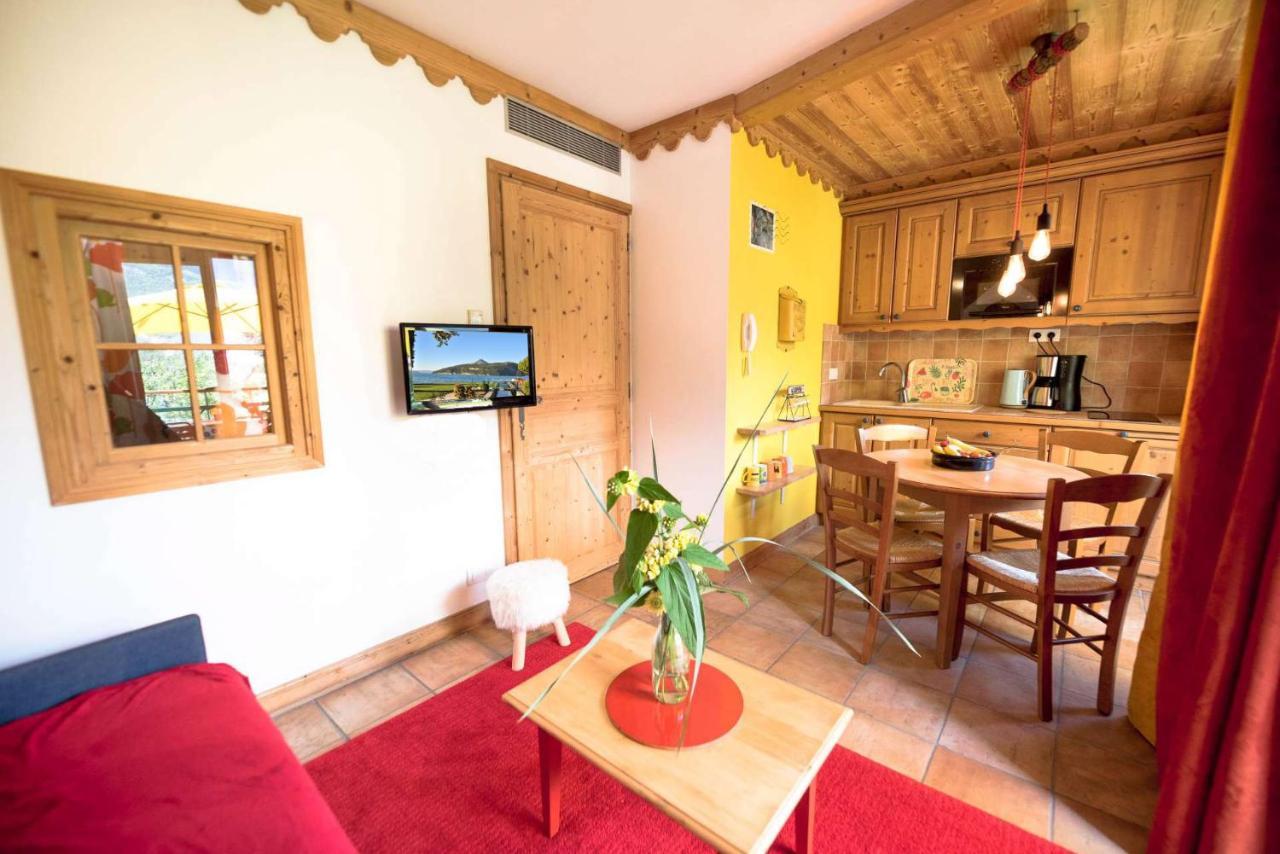 La Carte Postale Apartment Duingt Exterior photo